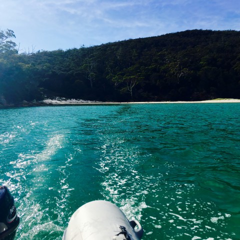Quiet Corner – perfect anchorage and swell-free dinghy landing beach